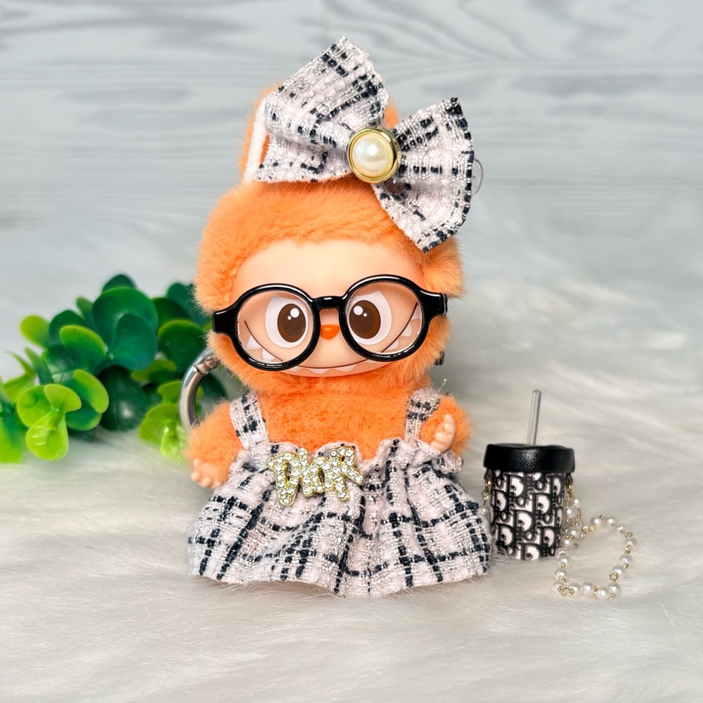 Pin For Love‎ Labubu Fashion Outfit